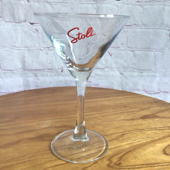 Clear Glass Stoli Martini Glasses - Set of 4 - Picture 4 of 7